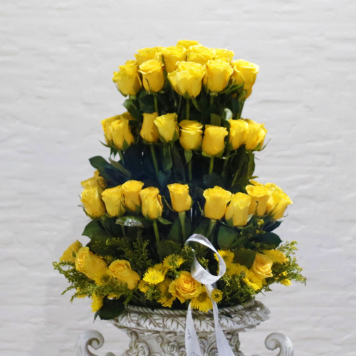 yellow roses fountain (نافورة الورد الاصفر)