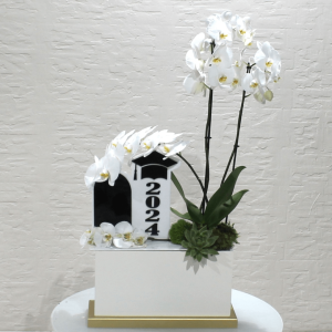 Graduation bouquets (باقات تخرج)