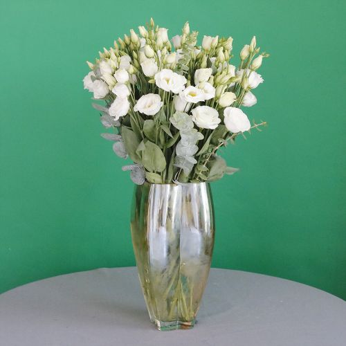 Unique Lisianthus(ليسيانثوس الفريد)